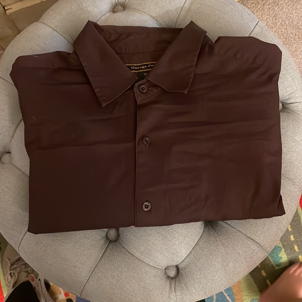 Men’s George Foreman Big& Tall Brown long sleeve button down shirt 🤎